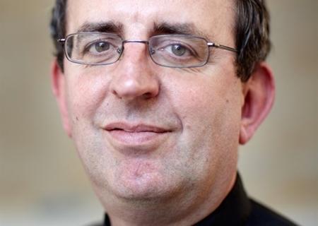 rev-richard-coles-bio-photo